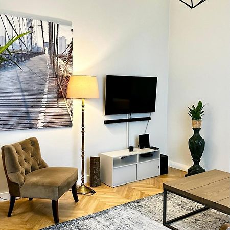4M High Apartment In Heart Of Warsaw! 외부 사진